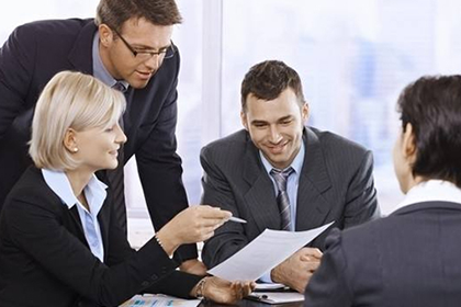 信用卡贷款5万年利息是多少？